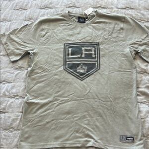 LA Kings Men's Gray T-Shirt Offical merchandise